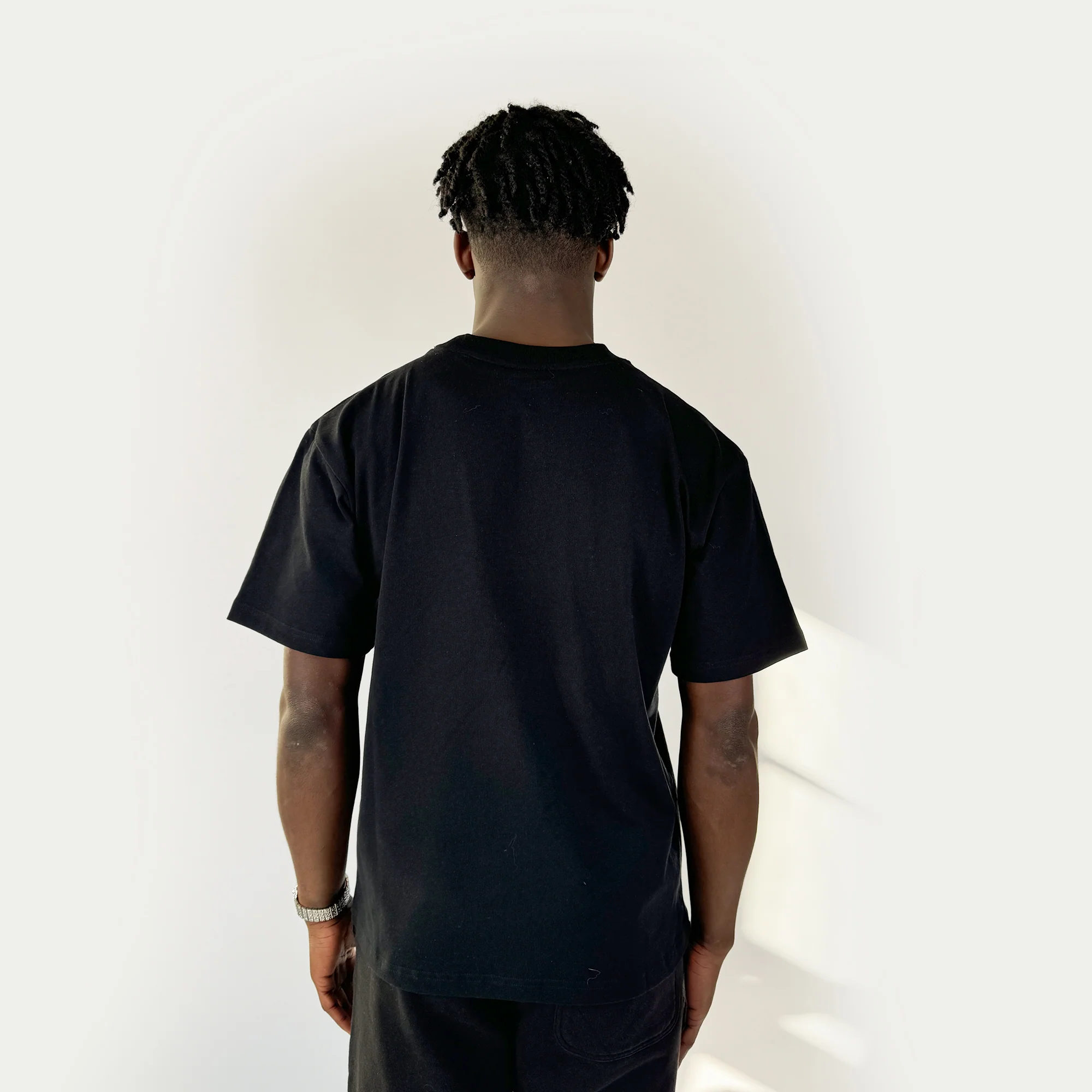 The Buchan T-shirt - Black - Image 4